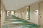 06-arabian-park-dubai-guestroom-corridor-180